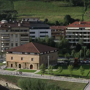 Dolarea Hotel Beasain